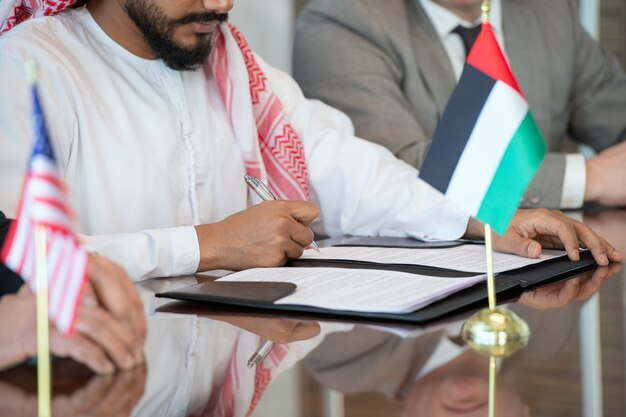 Steps to acquire UAE citizenship
